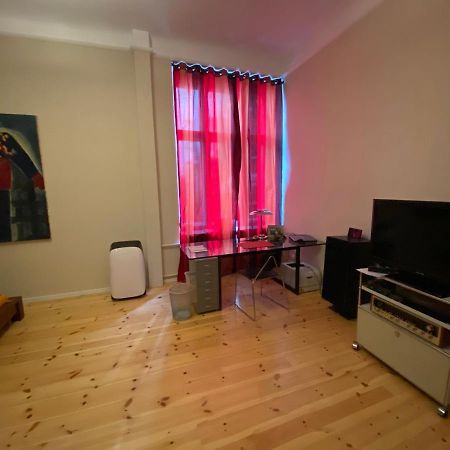 Fewo Gruene Mommsenstrasse - Bei Becker Klingeln Apartment Berlin Exterior foto
